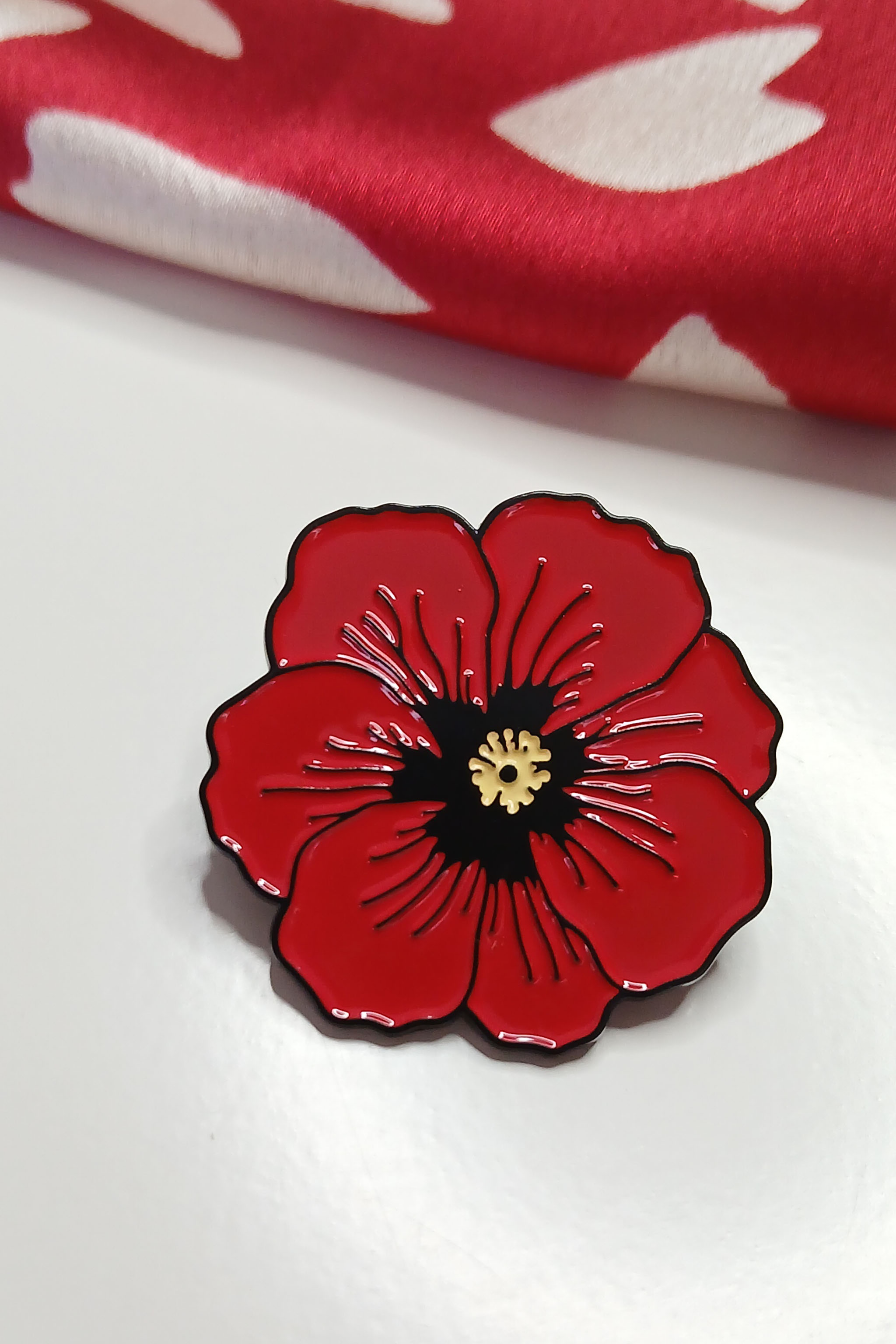 Пин брош булка