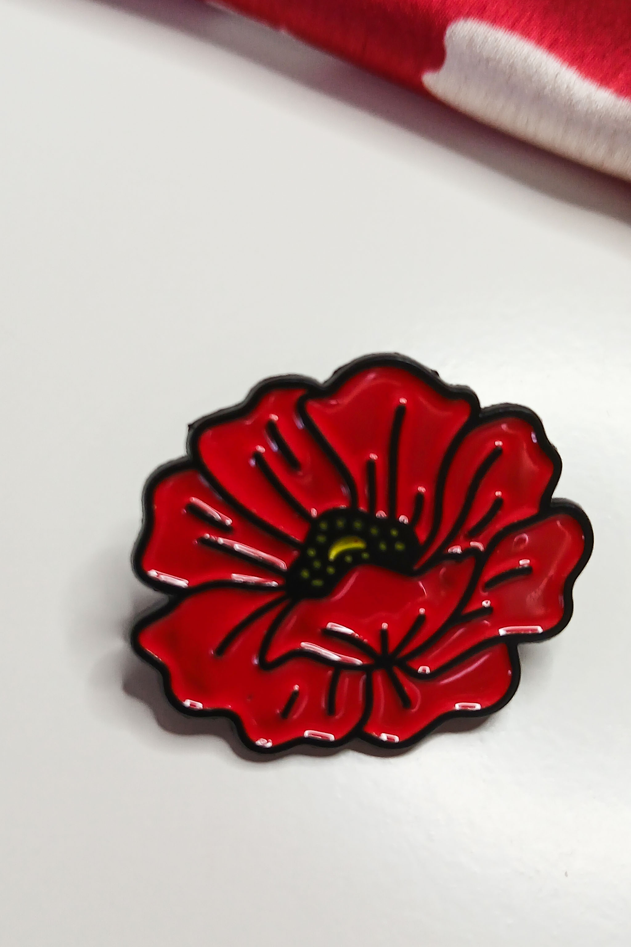 Пин брош булка